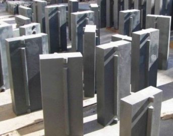 淺析高鉻板錘的主要化學成份